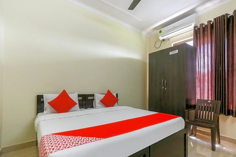 Classic Triple room