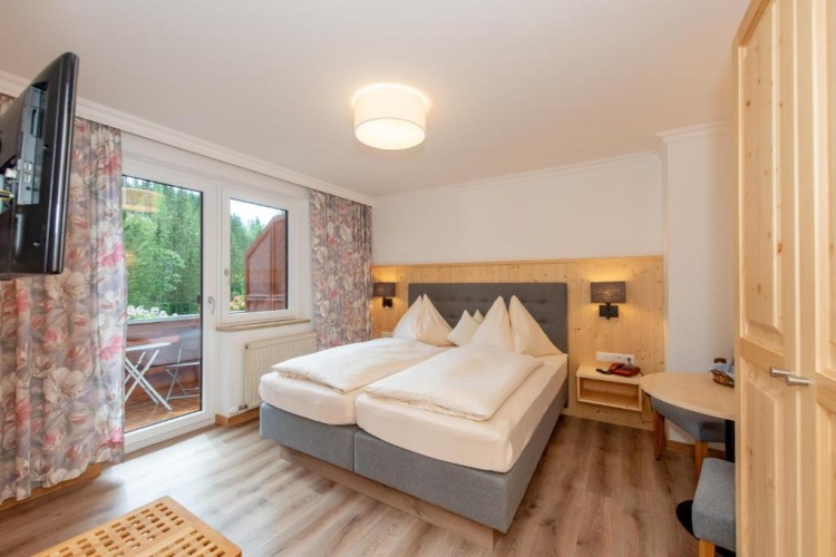 Standard Double room with balcony
