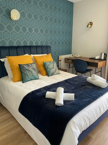 Standard Double room with lake view