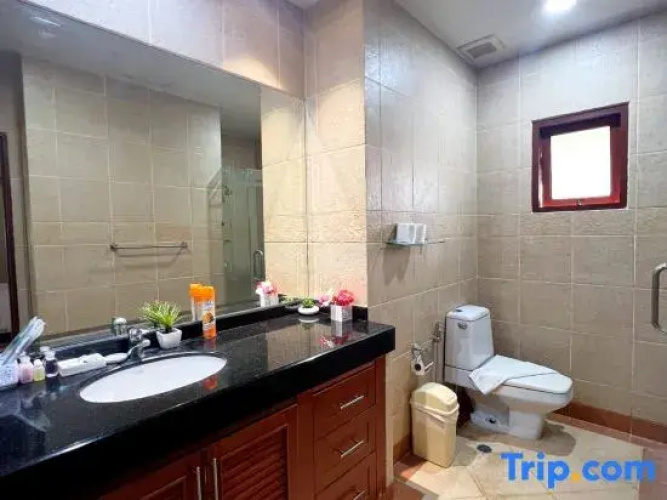 Luxury 3-bedroom villa with big pool in Rawai