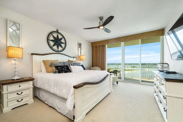 Three Bedroom With Bay Views Unit - Crb1105