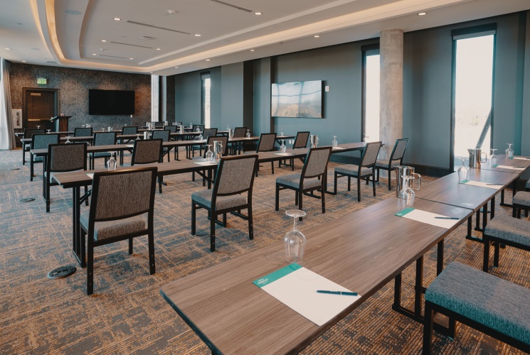 Hotel Indigo Columbus At Riverfront Place photo 18