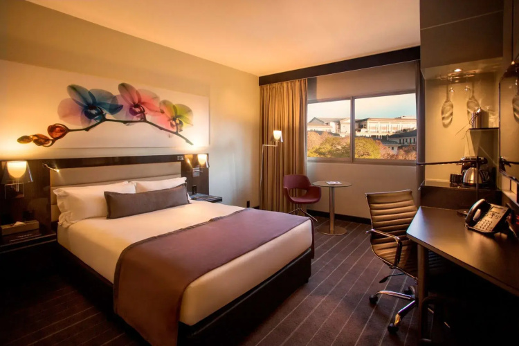 The Maslow Hotel, Sandton
