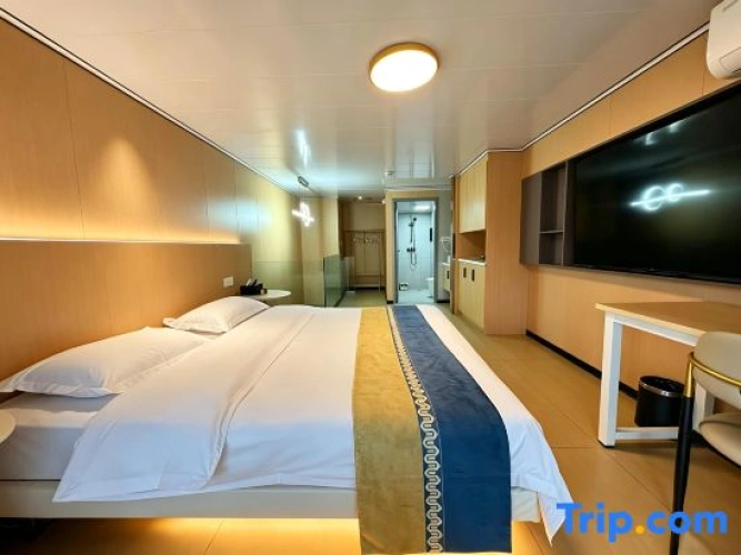 2 Bedrooms Family Suite