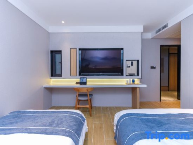 Standard Single Family room