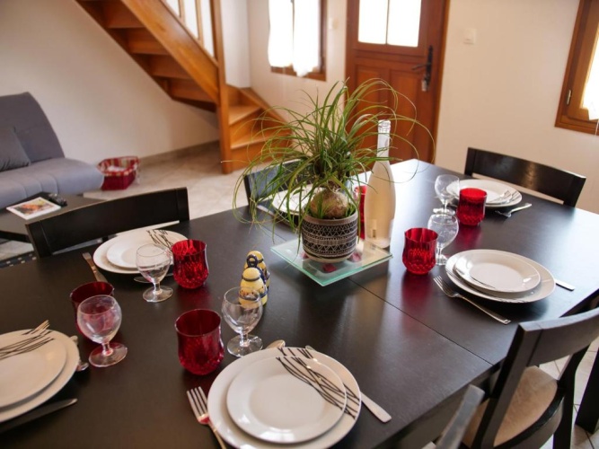 3 Bedrooms Cottage