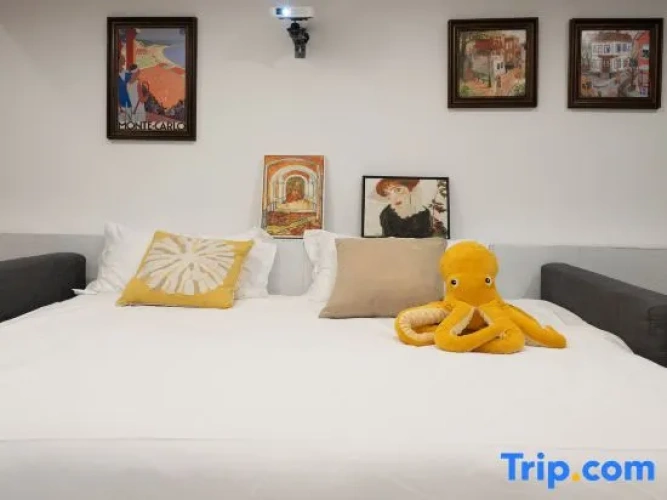 Standard Sextuple room