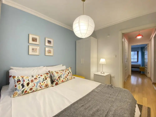 Charming and Central Flat With Balcony in Beyoglu