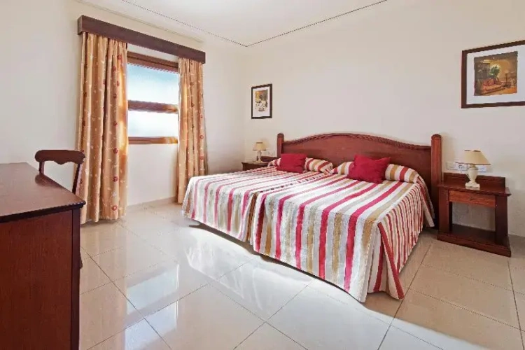 Suite with balcony and with golf view