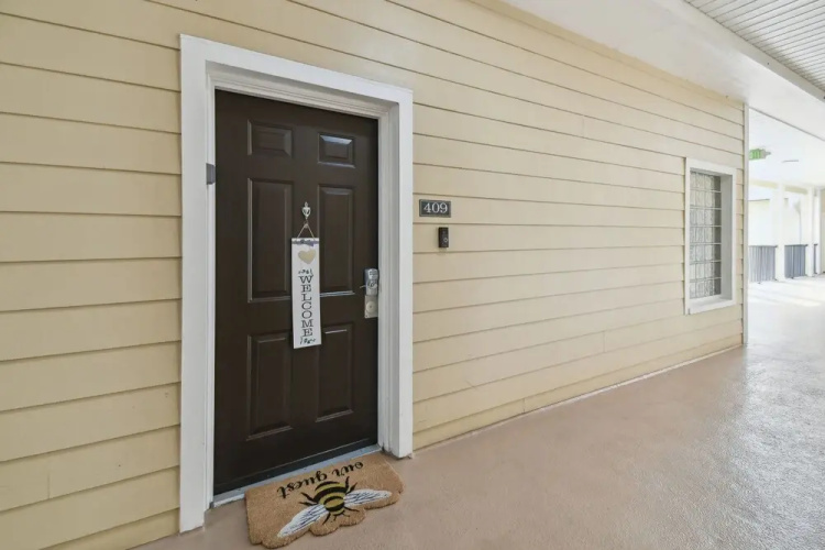 Your Florida Paradise Home New 3 BR Pool