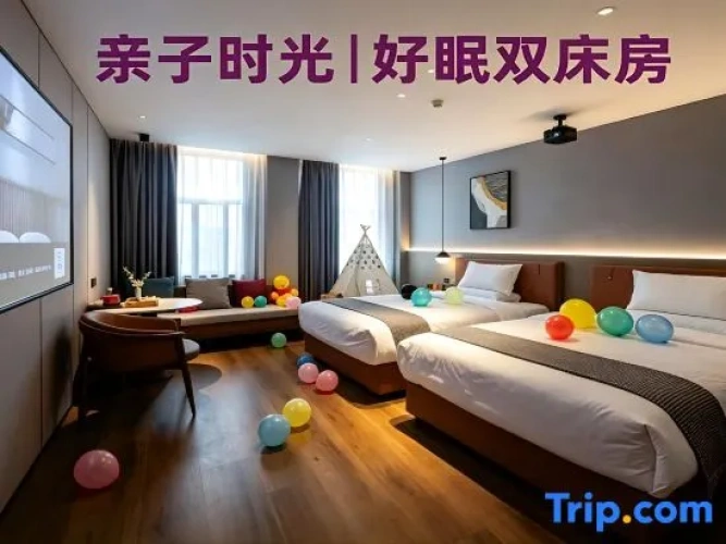 Standard Twin Family room