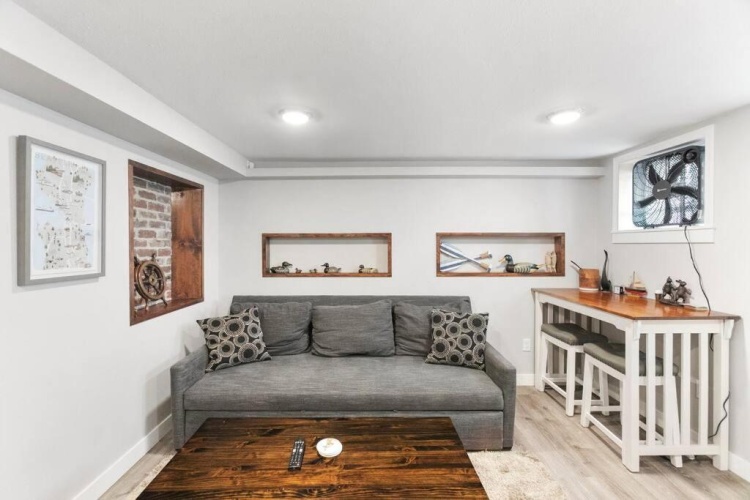 3 Bedrooms Apartment