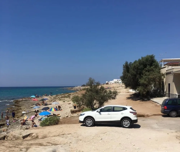 2 Bedrooms Cottage beachfront