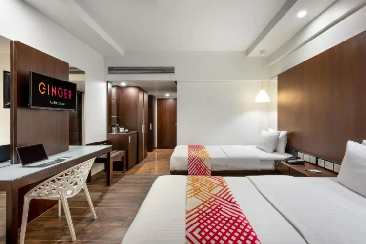 Standard Twin room