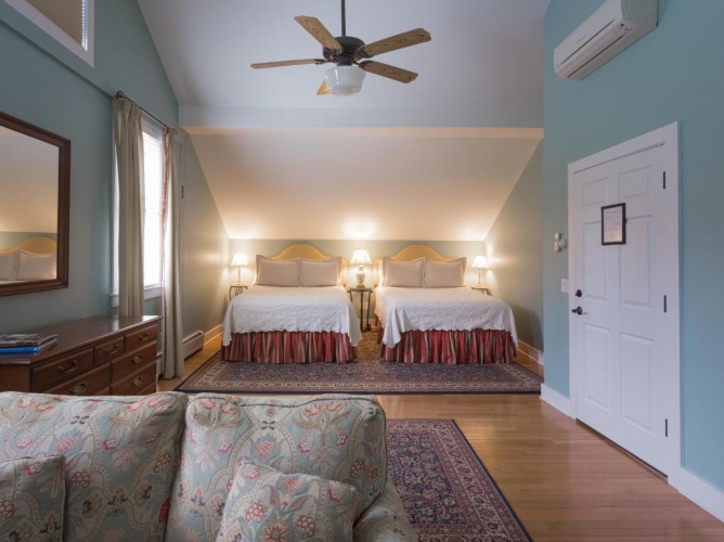 Double Suite