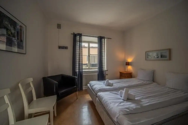 1 Bedroom Apartment