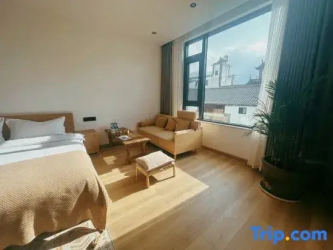 1 Bedroom Deluxe Double Suite