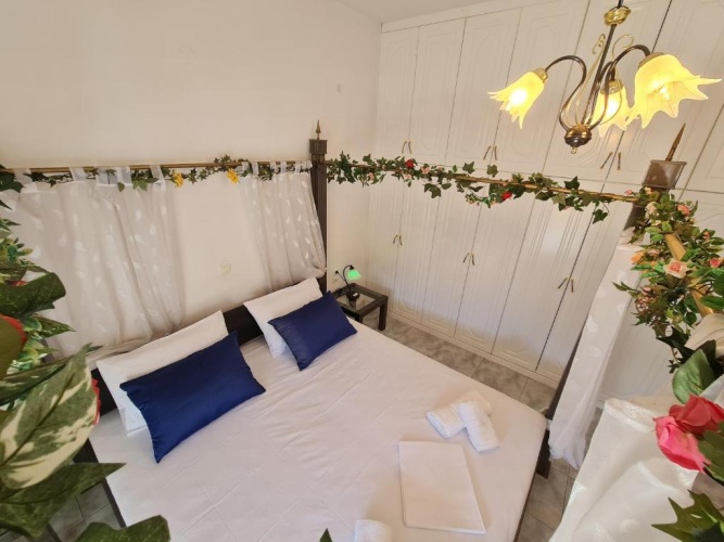 3 Bedrooms Double Apartment