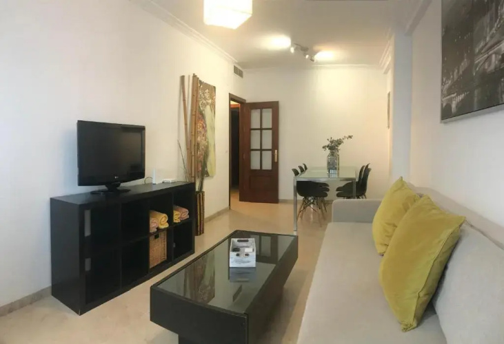 Apartamentos Puente Miraflores