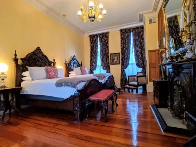 Deluxe Quadruple room