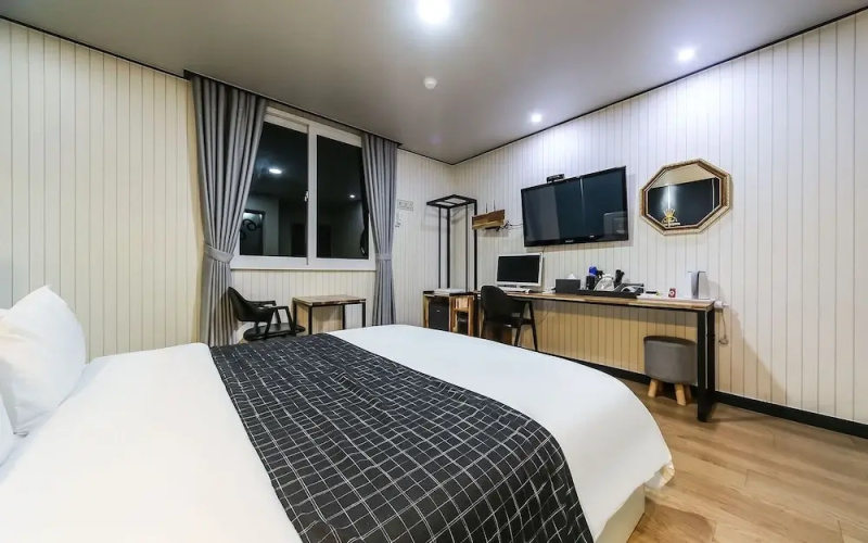 Changwon Luxury