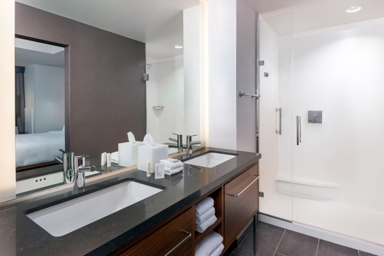 1 Bedroom Double Suite
