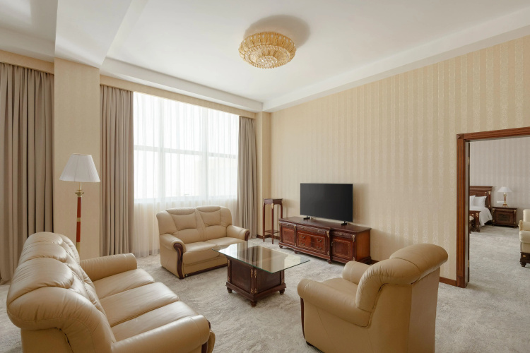 Ramada Plaza By Wyndham Gence