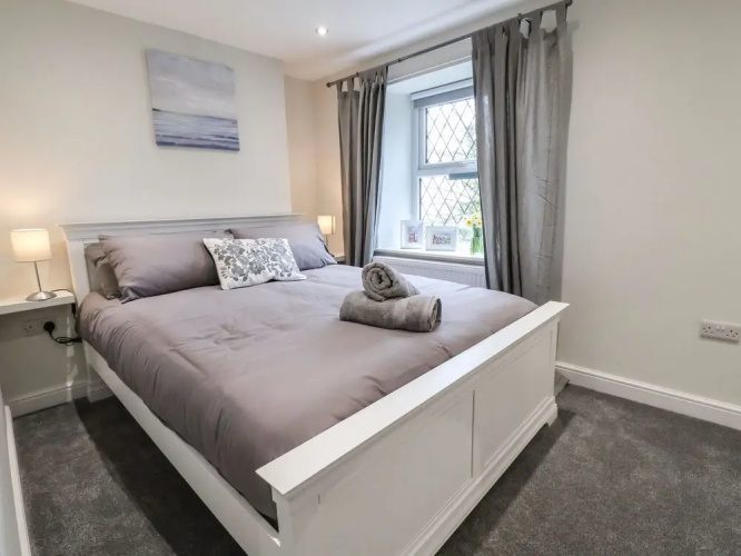 4 Railway Terrace