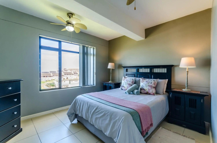 Grace 10 Two Bedroom Beach Front Apartment