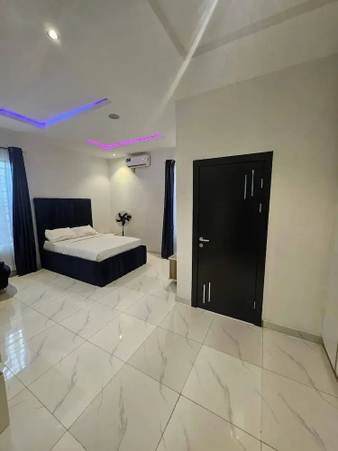 Luxury 5 Bedrooms Duplex With Swimming Pool