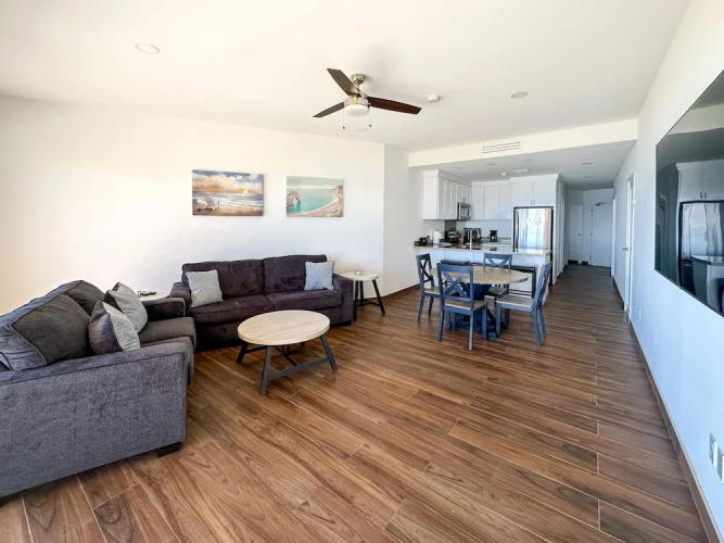 Steps to Sandy Beach Pool Renovated 2BR Condo