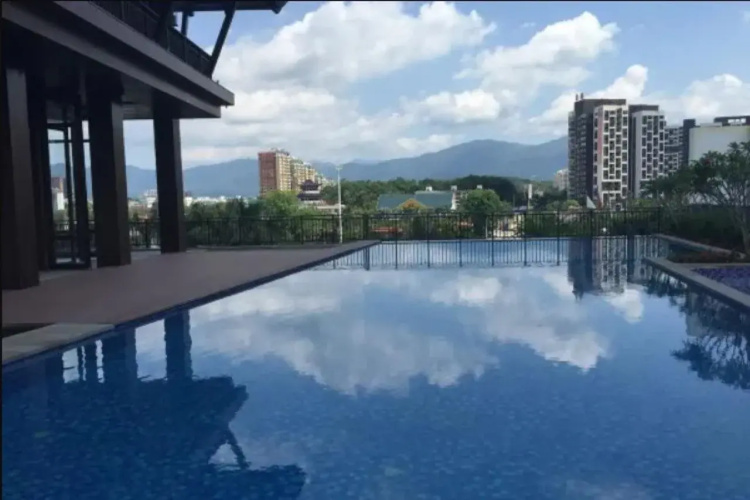 Days Hotel Hainan Baoting