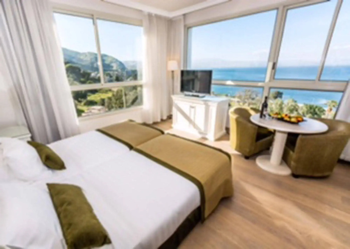 Royal Plaza Hotel