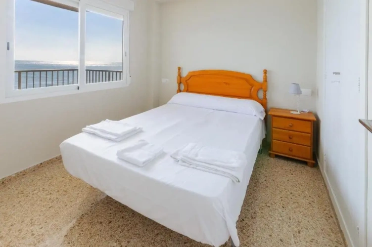 3 Bedrooms Apartment