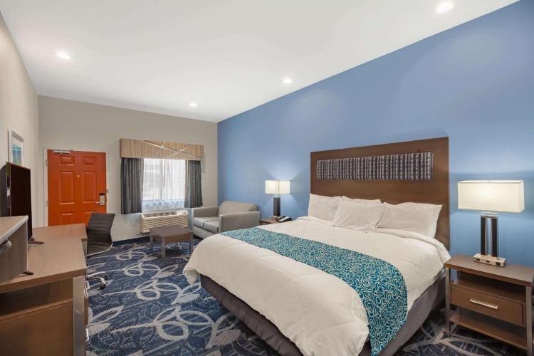 Mobility/Hearing Accessible Double room