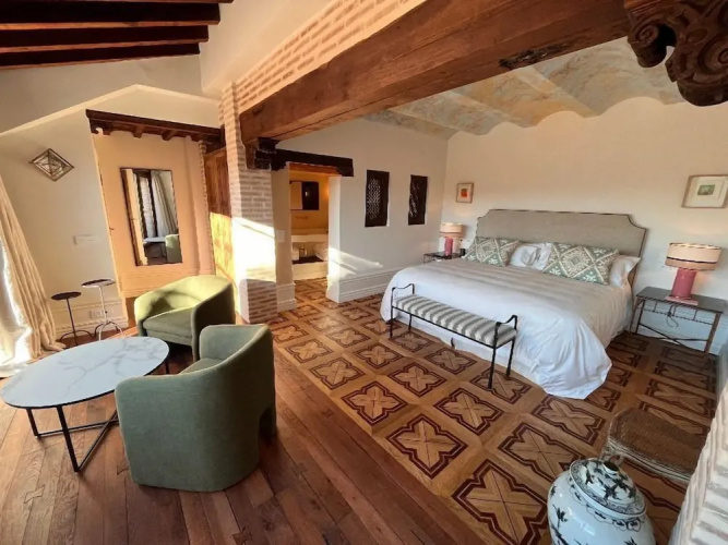 La Casa Juan Ranas