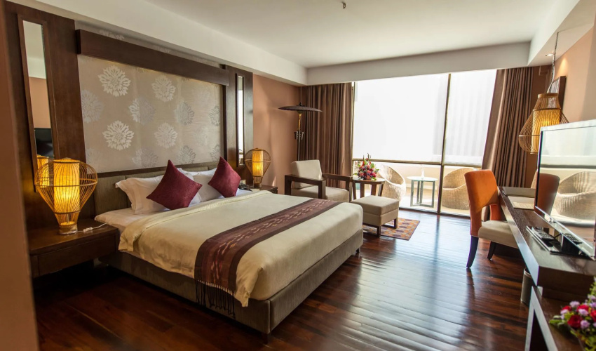 Rose Garden Hotel