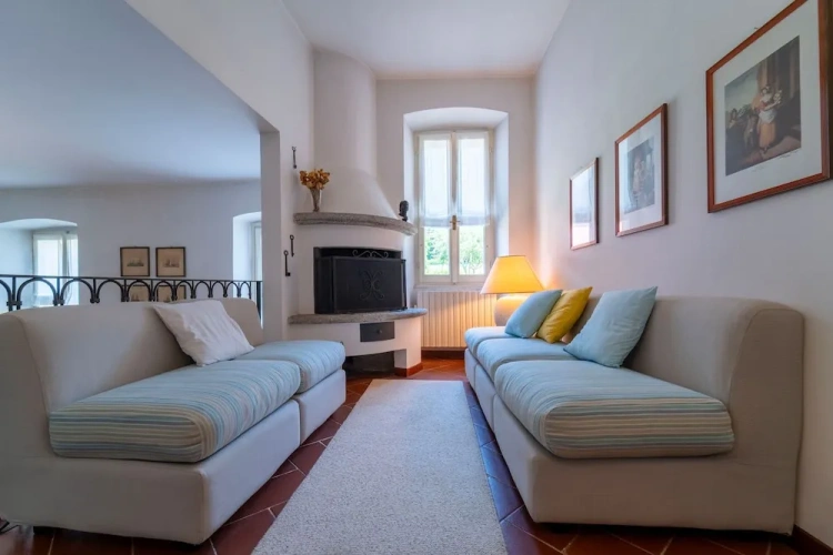 2 Bedrooms Apartment with balcony and with lake view