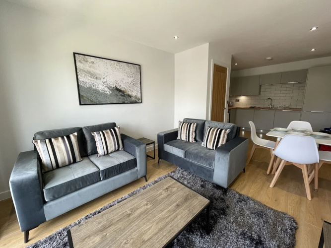 Modern & Comfortable 2BR Apartment