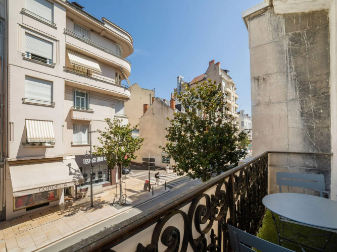 Pleasant Apartment in Vichy near Opera Museum