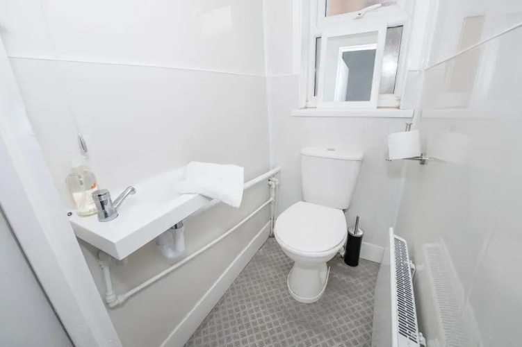 Hull Guest House
