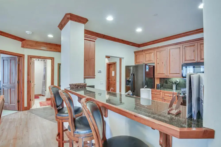 Cozy Avon Retreat w/ Private Deck & Pool Access!