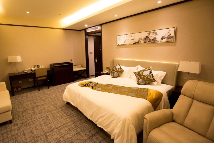 Deluxe Double Suite