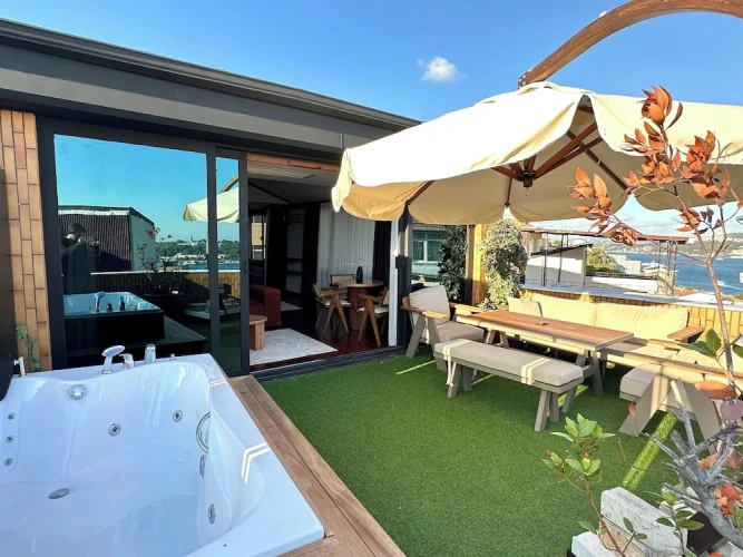 Standard Penthouse room