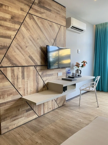 Standard Quadruple Family room