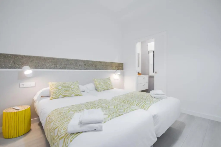 Santiago Center Rooms