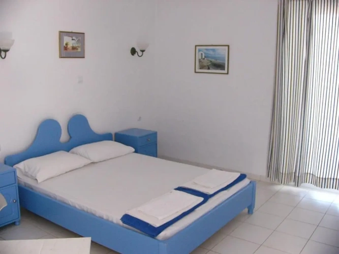Studio with balcony and with sea view