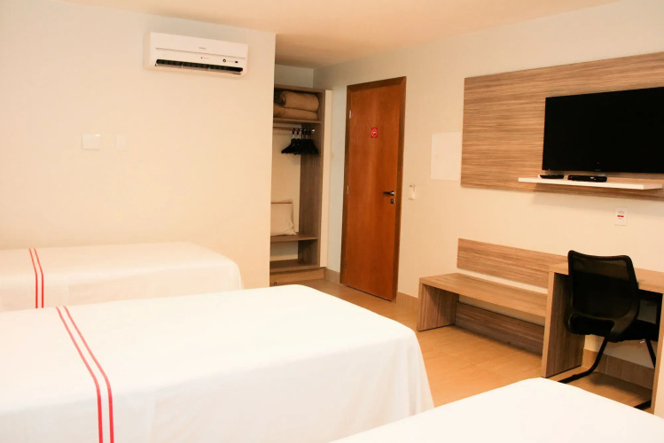 Hotel Rio Vermelho