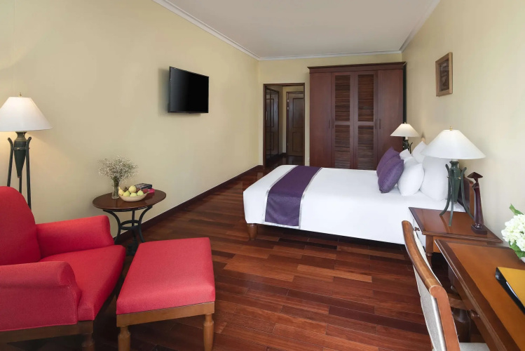 Hai Phong Harbour View Hotel