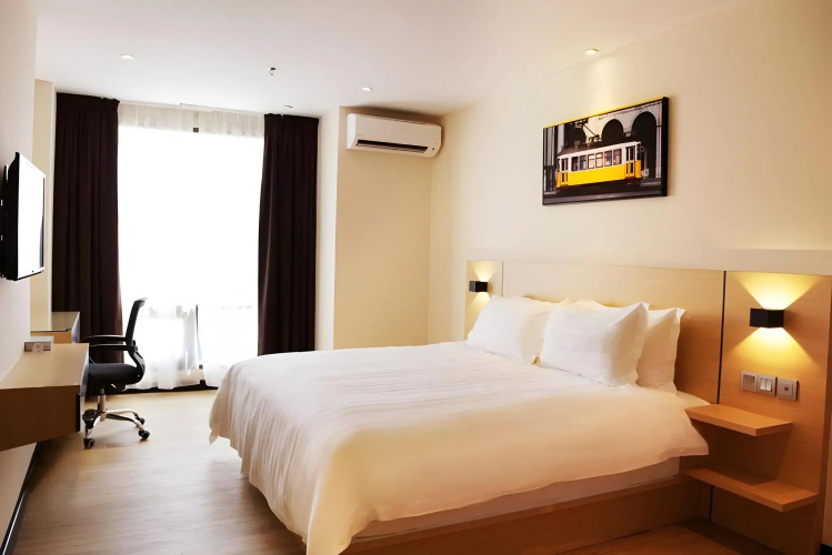Rivertel